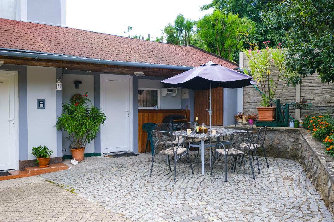 Apartment Livi ميكولوف المظهر الخارجي الصورة
