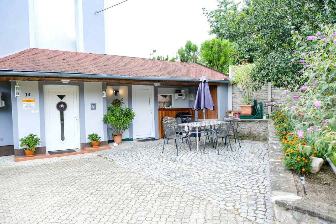 Apartment Livi ميكولوف المظهر الخارجي الصورة
